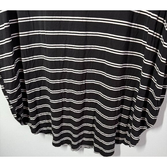 Time & Tru Womens Black/White Striped V-Neck T-Shirt XXL Relaxed Fit Stretch - Picture 4 of 10